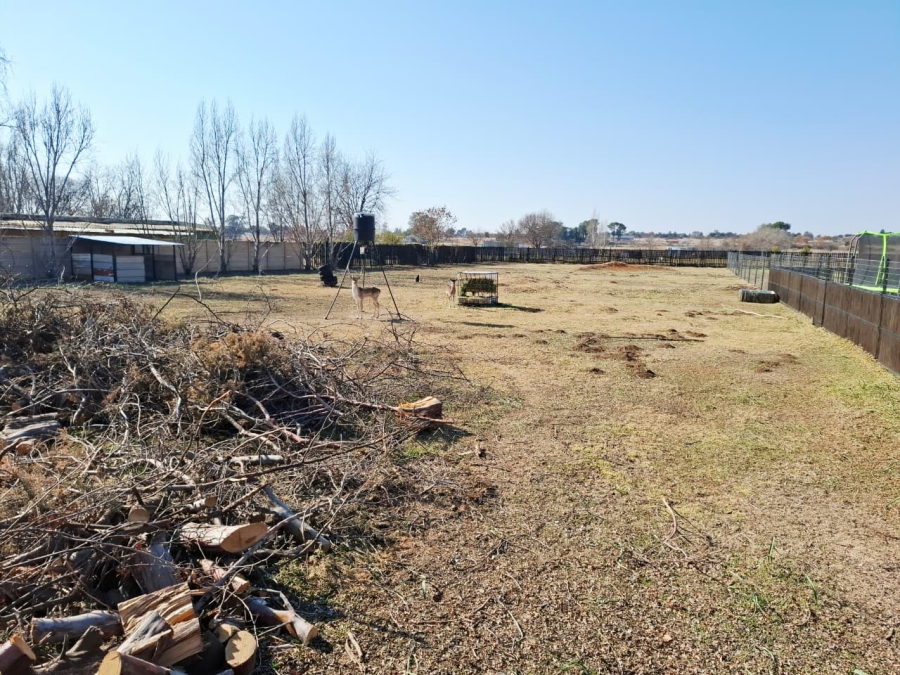 Commercial Property for Sale in Roodewal Free State